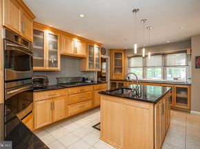 856 Gainsway Road, Yardley PA 19067