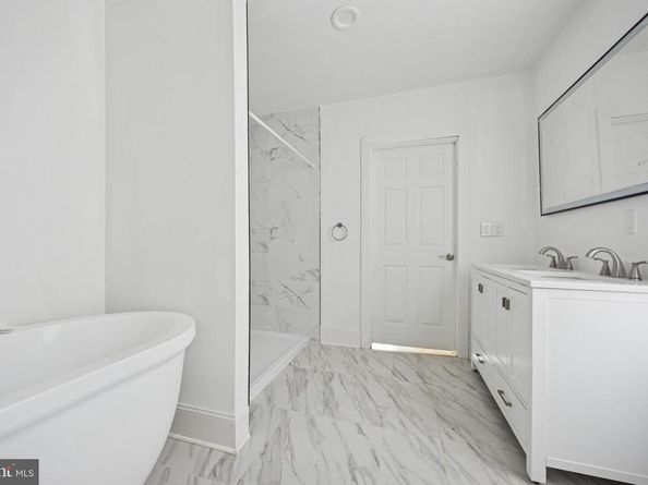 6221 Chew Avenue, Philadelphia PA 19138