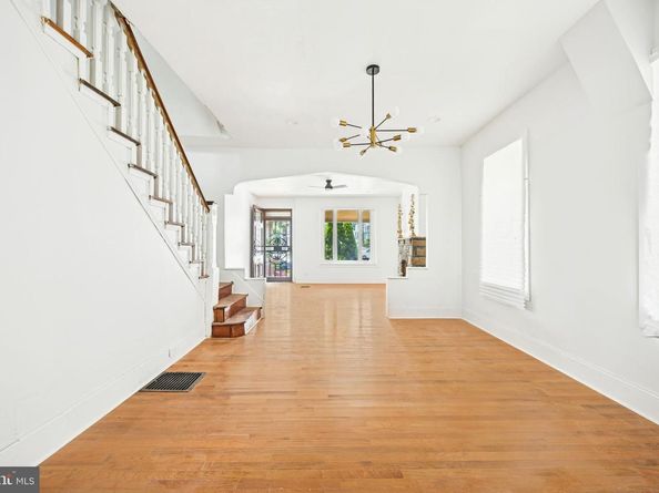 6221 Chew Avenue, Philadelphia PA 19138