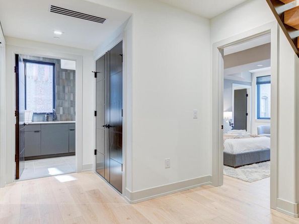109 S 24TH Street, Philadelphia PA 19103