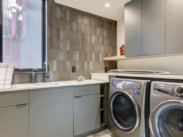 109 S 24TH Street, Philadelphia PA 19103