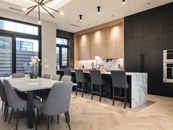 109 S 24TH Street