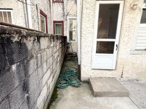 2735 N Sydenham Street, Philadelphia PA 19132