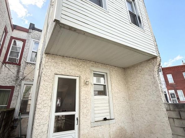 2735 N Sydenham Street, Philadelphia PA 19132