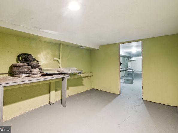 2512 N Front Street, Philadelphia PA 19133