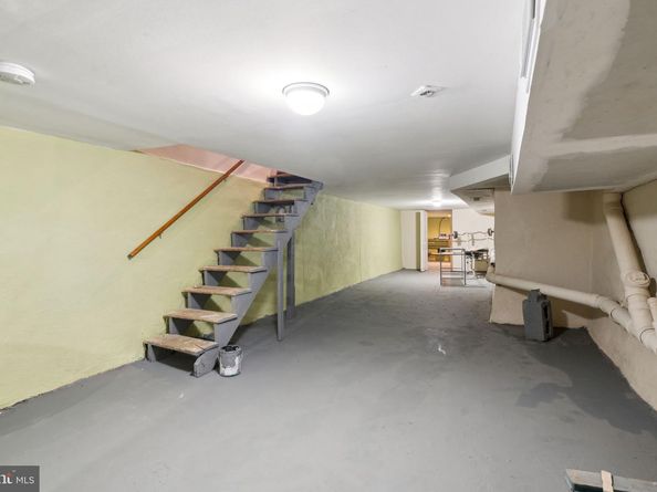 2512 N Front Street, Philadelphia PA 19133