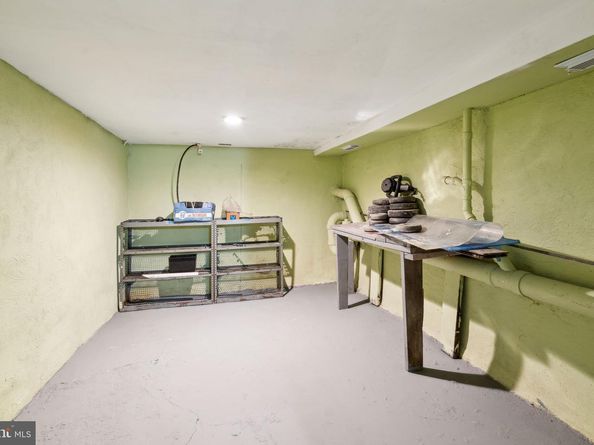 2512 N Front Street, Philadelphia PA 19133