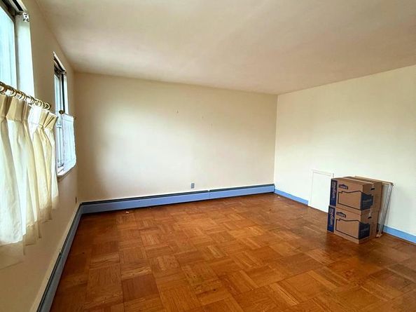 446 N Daggett Street, Philadelphia PA 19151
