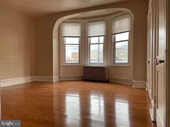 2318 S Broad Street, Philadelphia PA 19145