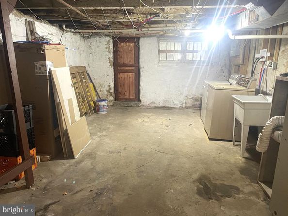 1921 S Ithan Street, Philadelphia PA 19143