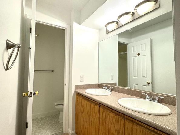 2089 Welsh Road J1, Philadelphia PA 19115
