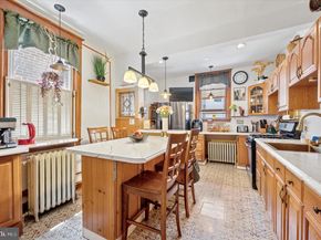 5642 N 10TH Street, Philadelphia PA 19141