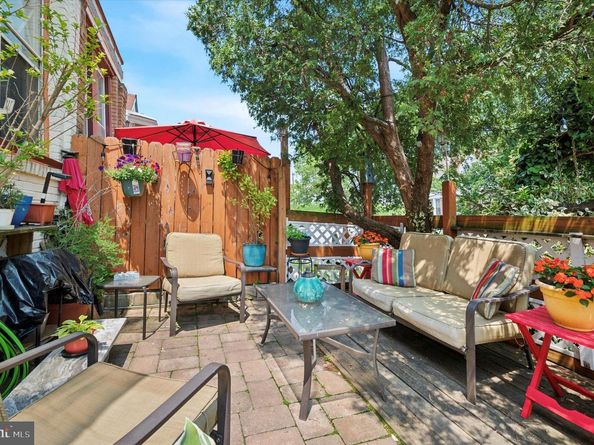 5642 N 10TH Street, Philadelphia PA 19141