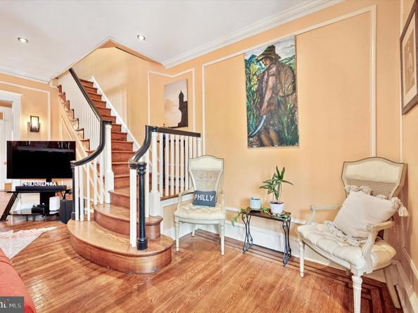 5642 N 10TH Street, Philadelphia PA 19141