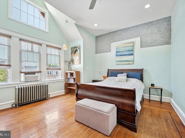5642 N 10TH Street, Philadelphia PA 19141