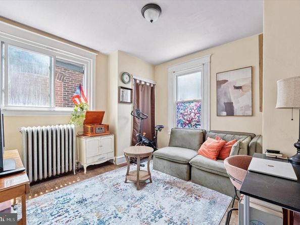 5642 N 10TH Street, Philadelphia PA 19141