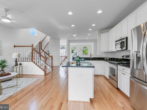 5454 Patuxent Knoll Place, Alexandria VA 22312