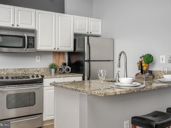 315 Arch Street 406, Philadelphia PA 19106