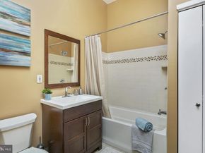 315 Arch Street 406, Philadelphia PA 19106