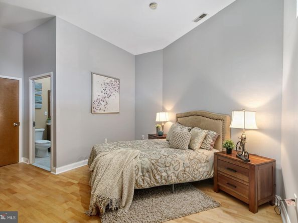 315 Arch Street 406, Philadelphia PA 19106