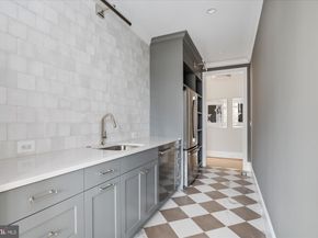 7008 Arbor Lane, Mclean VA 22101