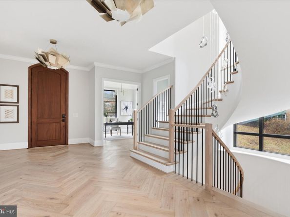 7008 Arbor Lane, Mclean VA 22101
