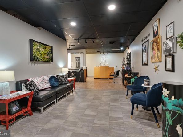 1800 Old Meadow 410, Mclean VA 22102