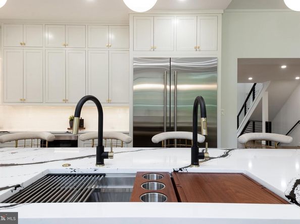 2664 Marcey Road, Arlington VA 22207