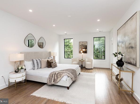 2664 Marcey Road, Arlington VA 22207