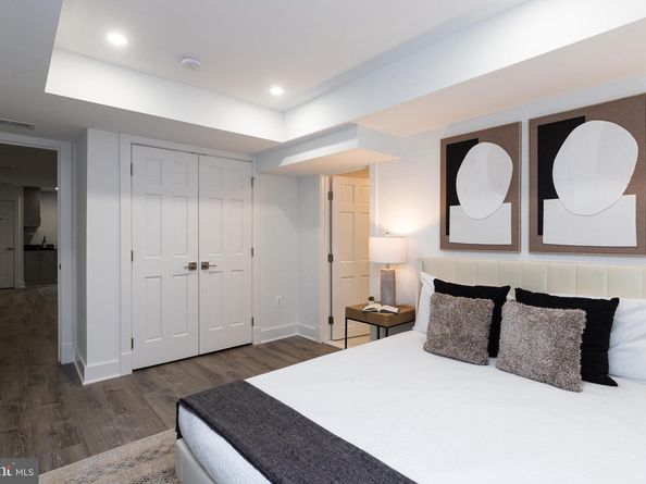 2664 Marcey Road, Arlington VA 22207