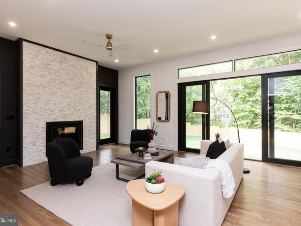 2664 Marcey Road, Arlington VA 22207