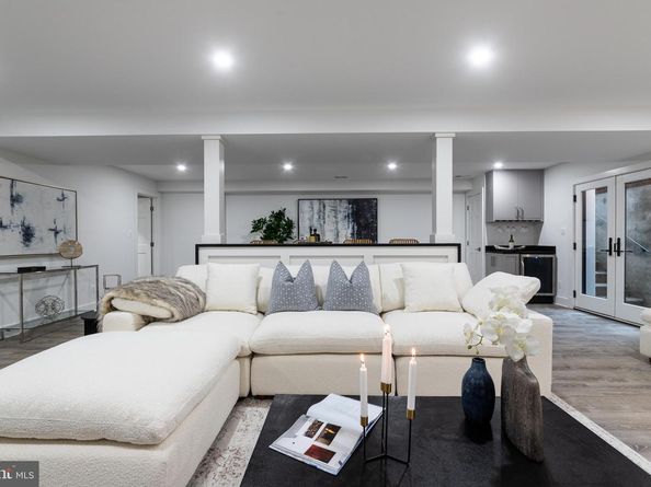 2664 Marcey Road, Arlington VA 22207
