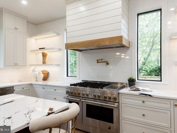 2664 Marcey Road, Arlington VA 22207