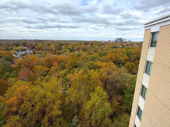 4601 N Park Avenue 1807G, Chevy Chase MD 20815