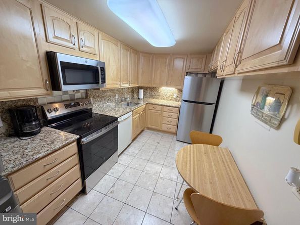 4601 N Park Avenue 1807G, Chevy Chase MD 20815