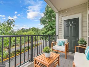 4850 Eisenhower Avenue 201, Alexandria VA 22304