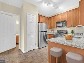 4850 Eisenhower Avenue 201, Alexandria VA 22304