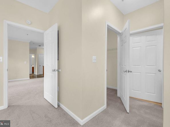 4850 Eisenhower Avenue 201, Alexandria VA 22304