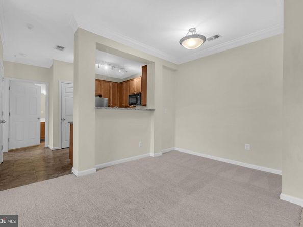 4850 Eisenhower Avenue 201, Alexandria VA 22304