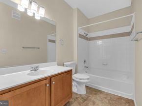 4850 Eisenhower Avenue 201, Alexandria VA 22304