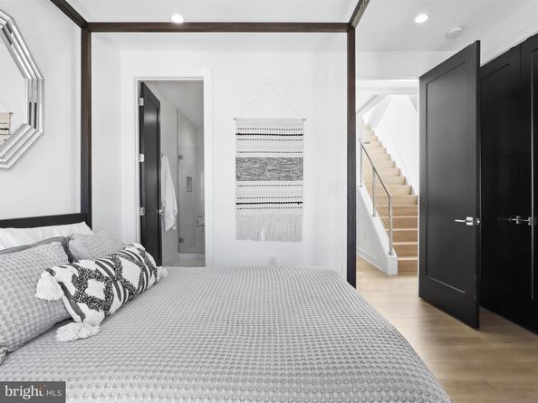 558 Harvard Street NW B, Washington DC 20001