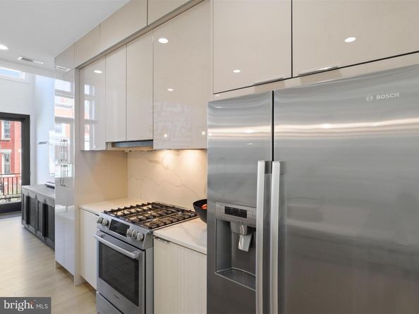 558 Harvard Street NW B, Washington DC 20001