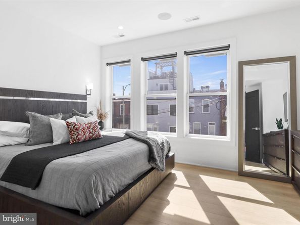 558 Harvard Street NW B, Washington DC 20001