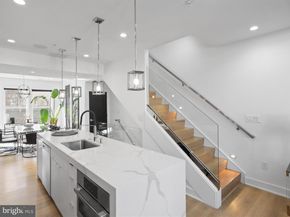 558 Harvard Street NW B, Washington DC 20001