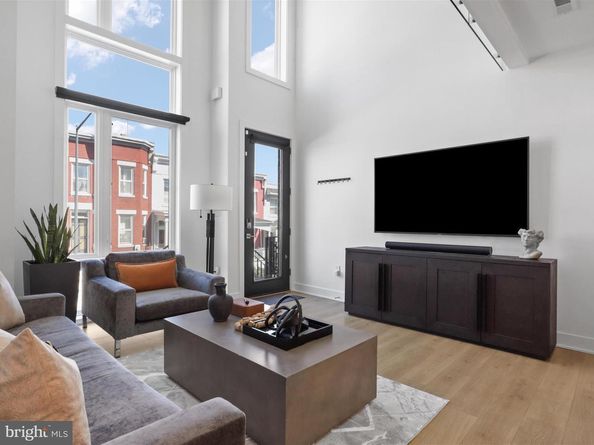 558 Harvard Street NW B, Washington DC 20001