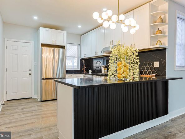 5026 Charles Street, Philadelphia PA 19124