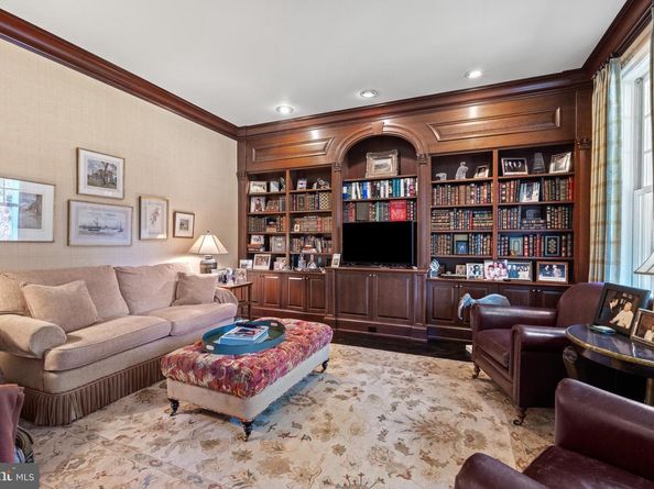 1110 Harvey Road, Mclean VA 22101