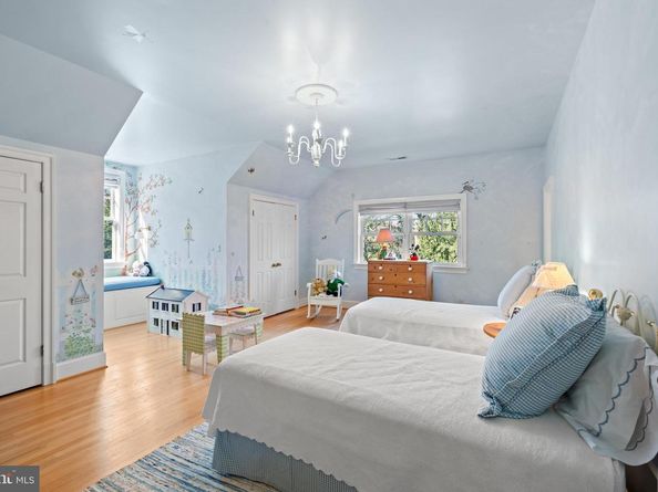 1110 Harvey Road, Mclean VA 22101