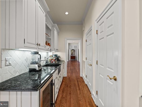 1110 Harvey Road, Mclean VA 22101