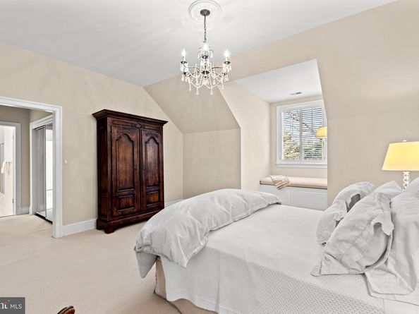 1110 Harvey Road, Mclean VA 22101